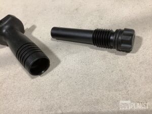 TAKTİKAL TÜFEK İÇİN PLASTİK EL TUTAMAĞI